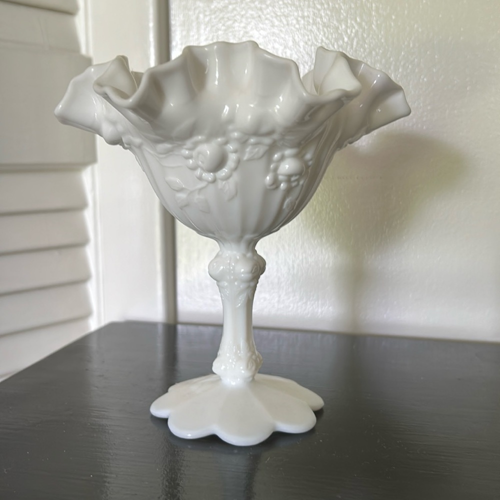 Vintage White Ruffle Rose Cabbage Milk glass dish on base